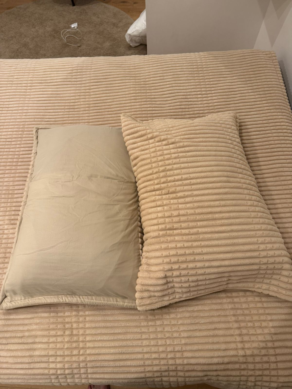 couverture beige 220/240CM avec 2 taies d d'oreiller