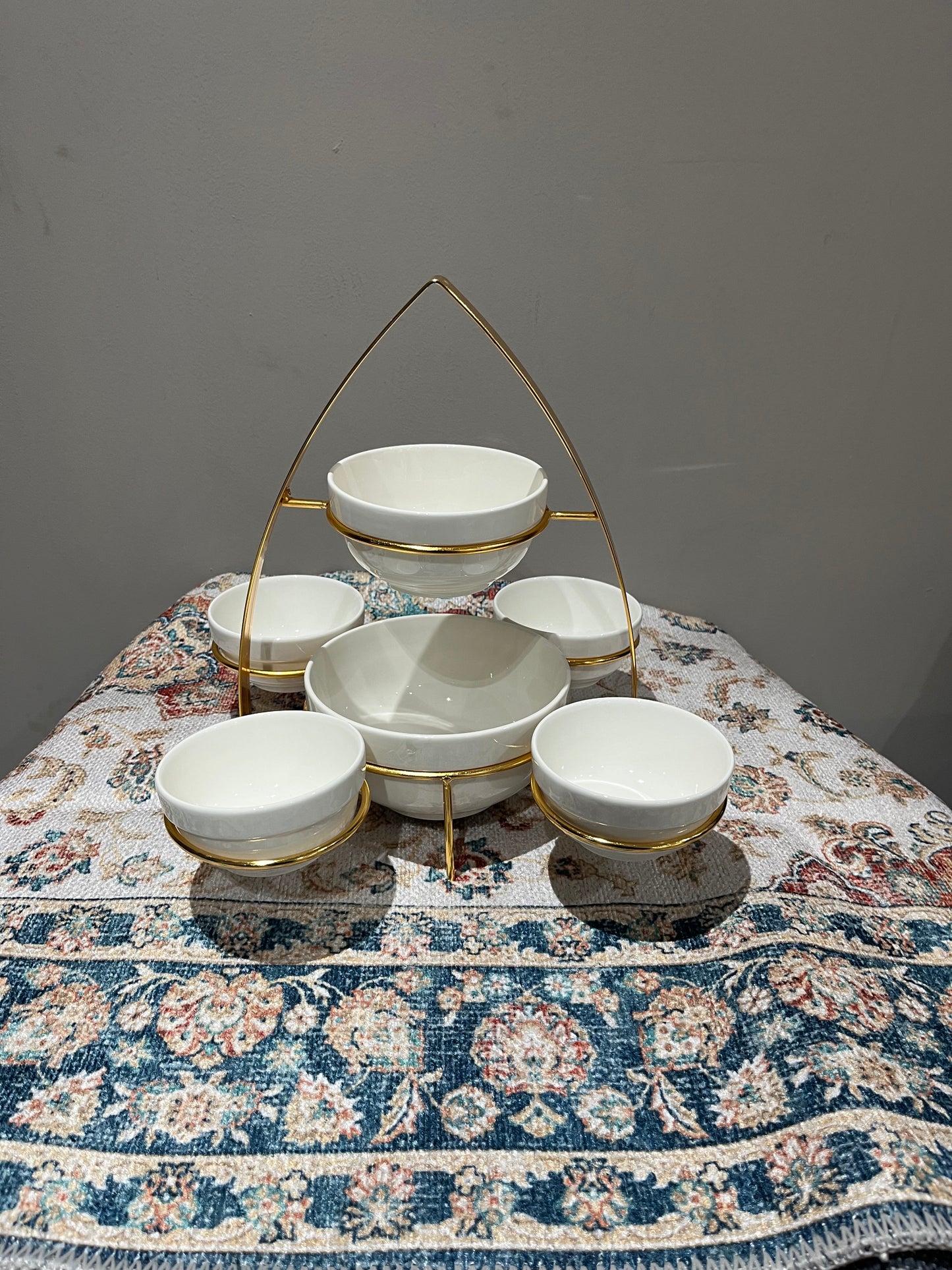 ✨ Plateau de Service Élégant avec 7 Bols   – Support Doré Luxe