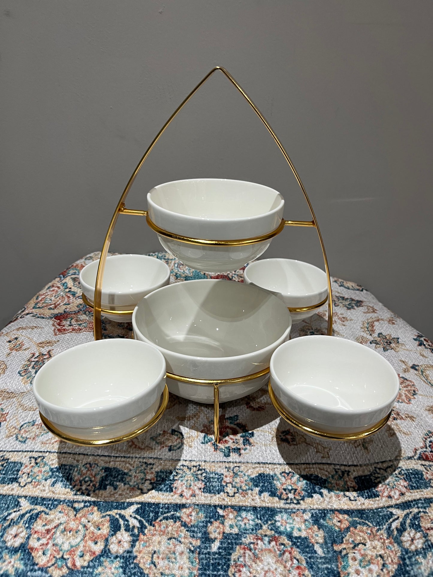 ✨ Plateau de Service Élégant avec 7 Bols   – Support Doré Luxe