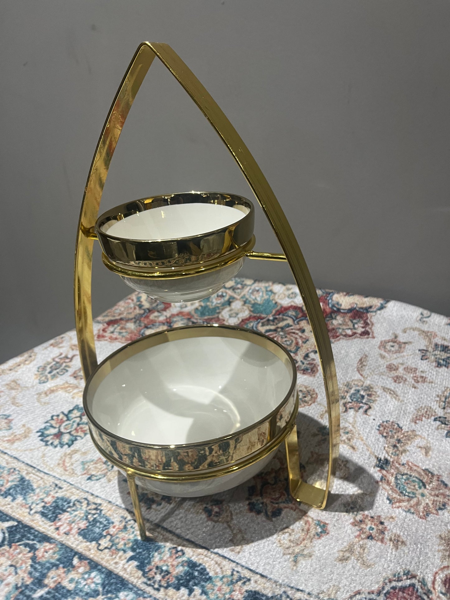 Présentoir Double Niveaux en Céramique et Métal Doré