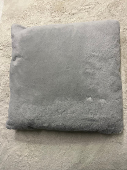 3 Coussin Doux Gris – Confort Absolu & Style Moderne