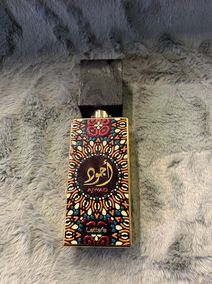 Parfum Ajwad lattafa